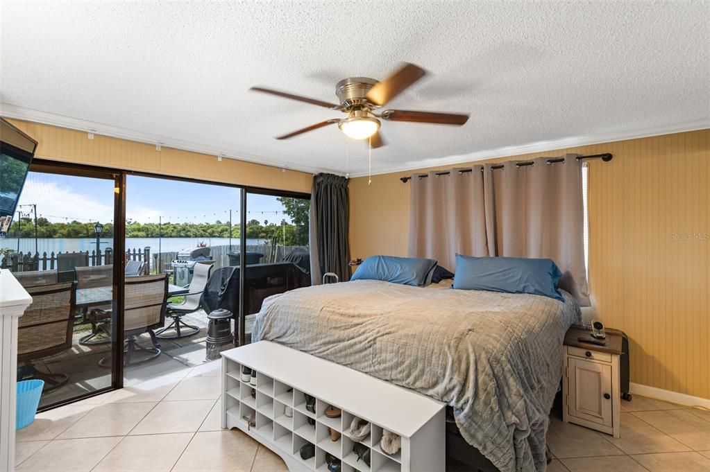 En Venta: $424,000 (4 camas, 2 baños, 2869 Pies cuadrados)