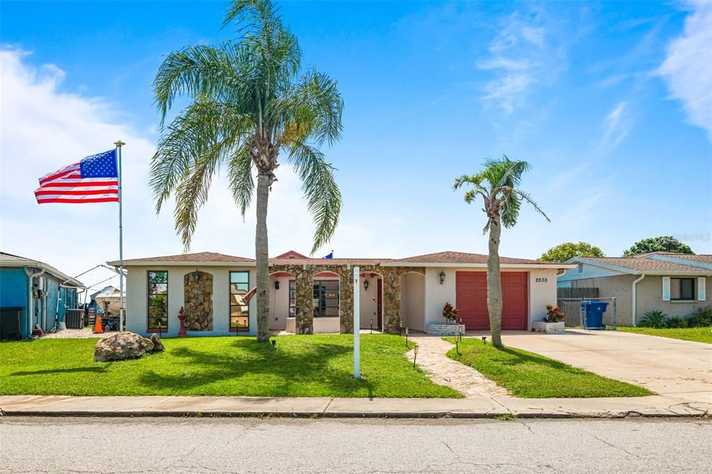 En Venta: $424,000 (4 camas, 2 baños, 2869 Pies cuadrados)