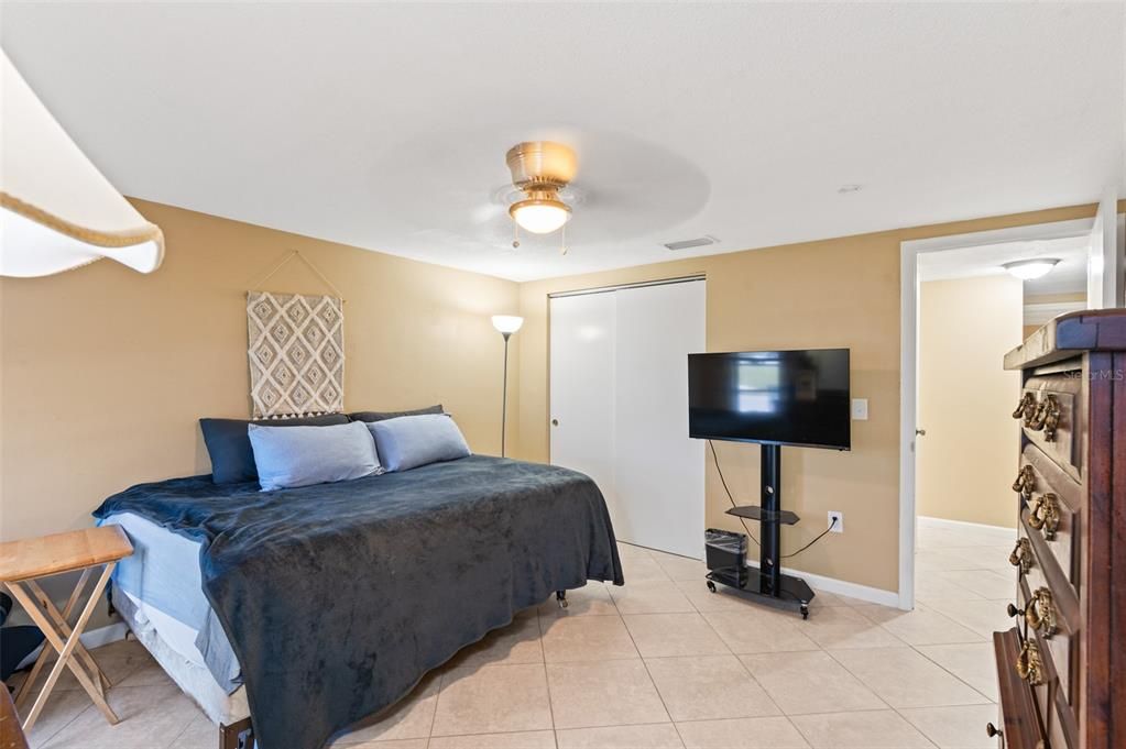 En Venta: $424,000 (4 camas, 2 baños, 2869 Pies cuadrados)