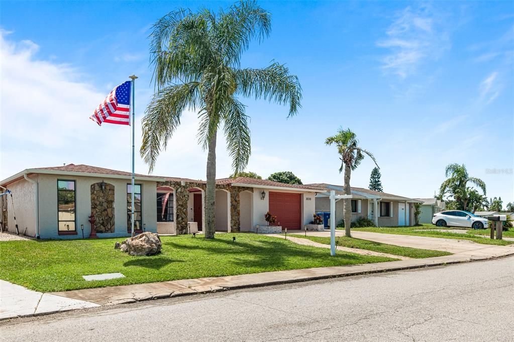 En Venta: $424,000 (4 camas, 2 baños, 2869 Pies cuadrados)