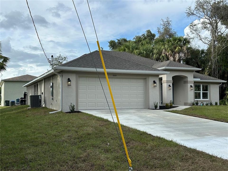 Activo con contrato: $372,895 (3 camas, 3 baños, 2265 Pies cuadrados)