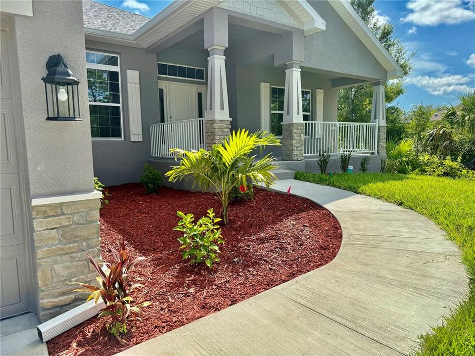 Activo con contrato: $391,400 (4 camas, 3 baños, 2265 Pies cuadrados)