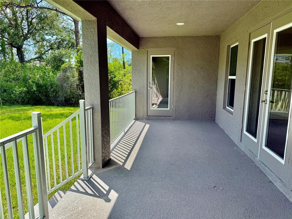 Activo con contrato: $391,400 (4 camas, 3 baños, 2265 Pies cuadrados)