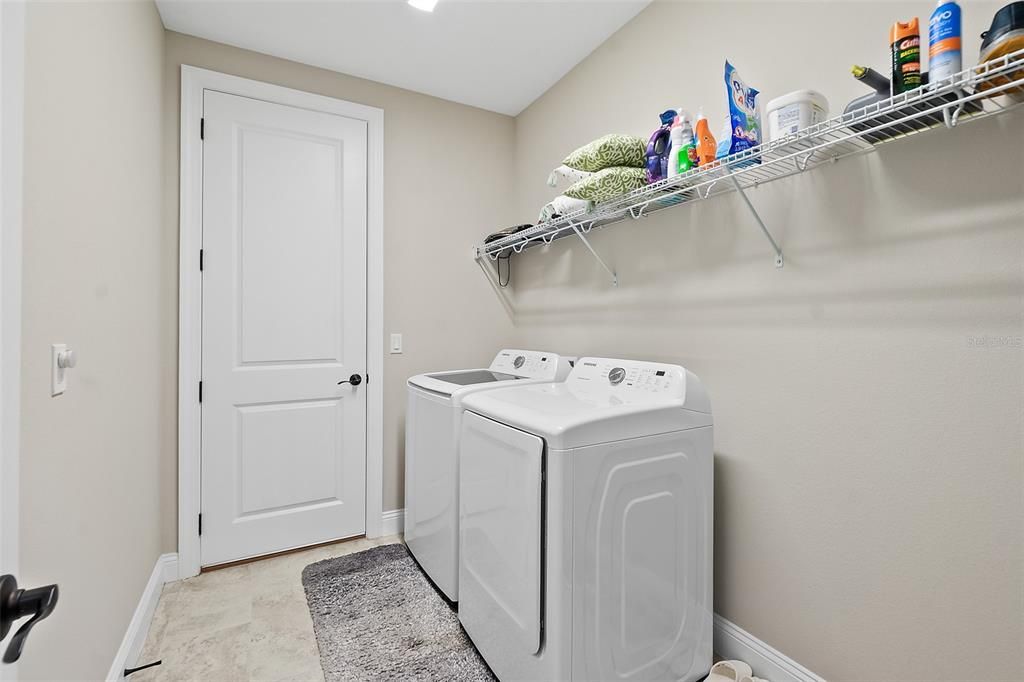 Active With Contract: $675,000 (3 beds, 3 baths, 2472 Square Feet)