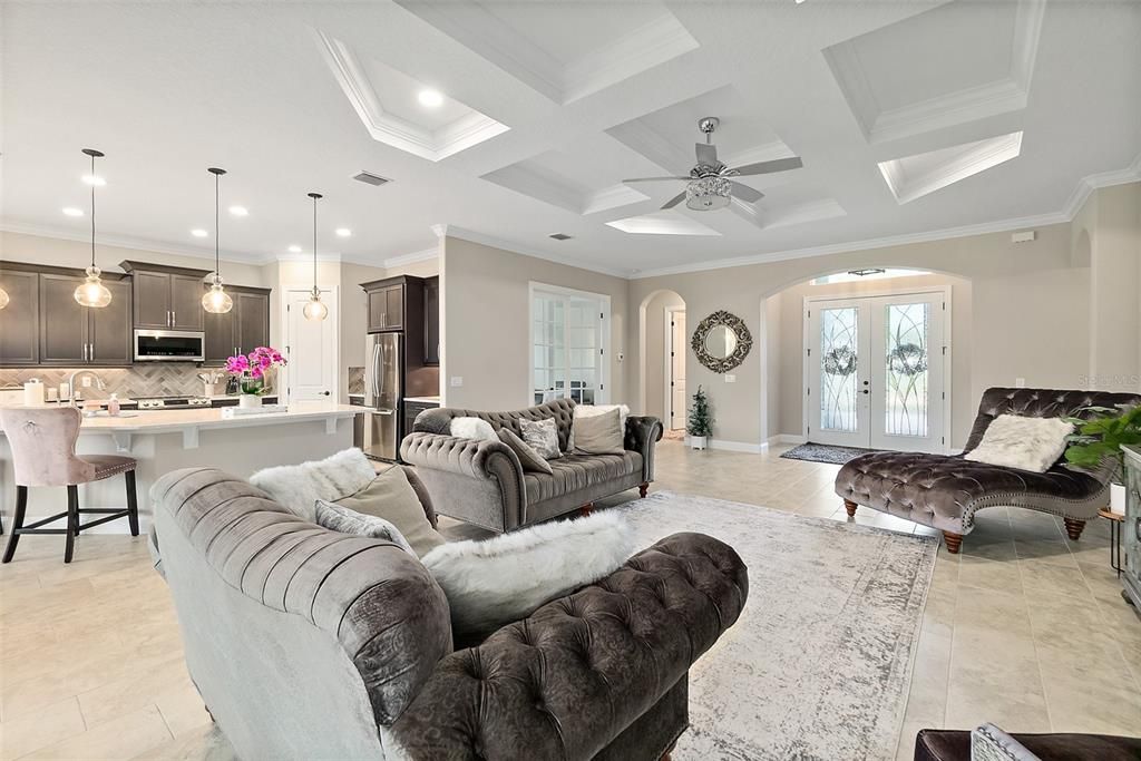 Active With Contract: $675,000 (3 beds, 3 baths, 2472 Square Feet)