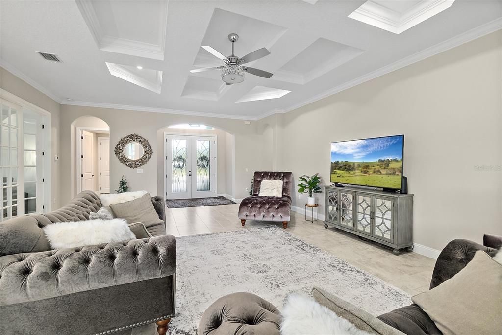 Active With Contract: $675,000 (3 beds, 3 baths, 2472 Square Feet)