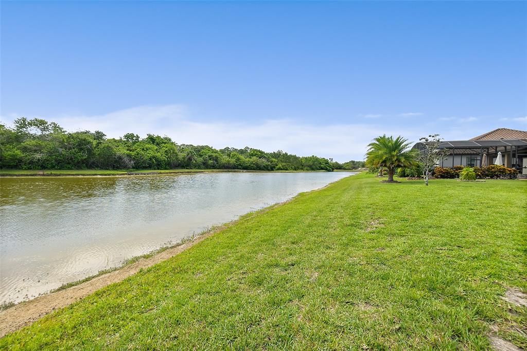 Active With Contract: $675,000 (3 beds, 3 baths, 2472 Square Feet)