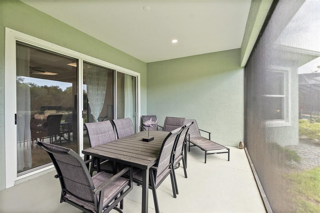 Active With Contract: $675,000 (3 beds, 3 baths, 2472 Square Feet)