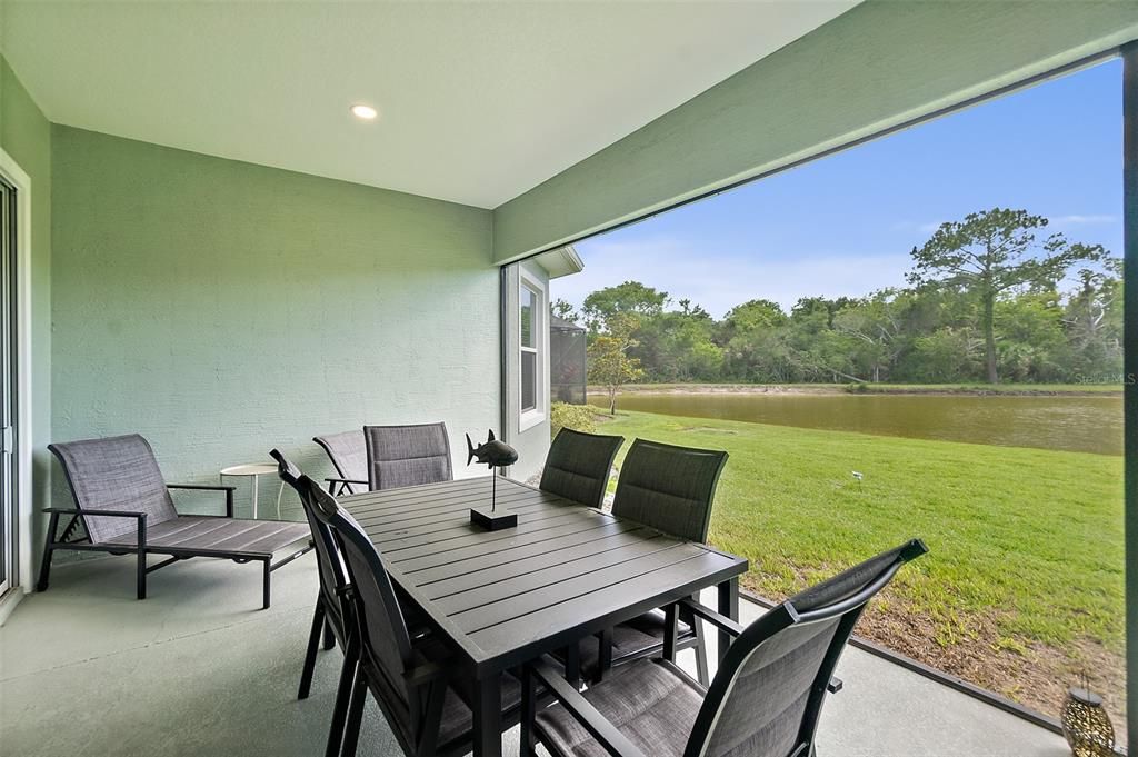 Active With Contract: $675,000 (3 beds, 3 baths, 2472 Square Feet)