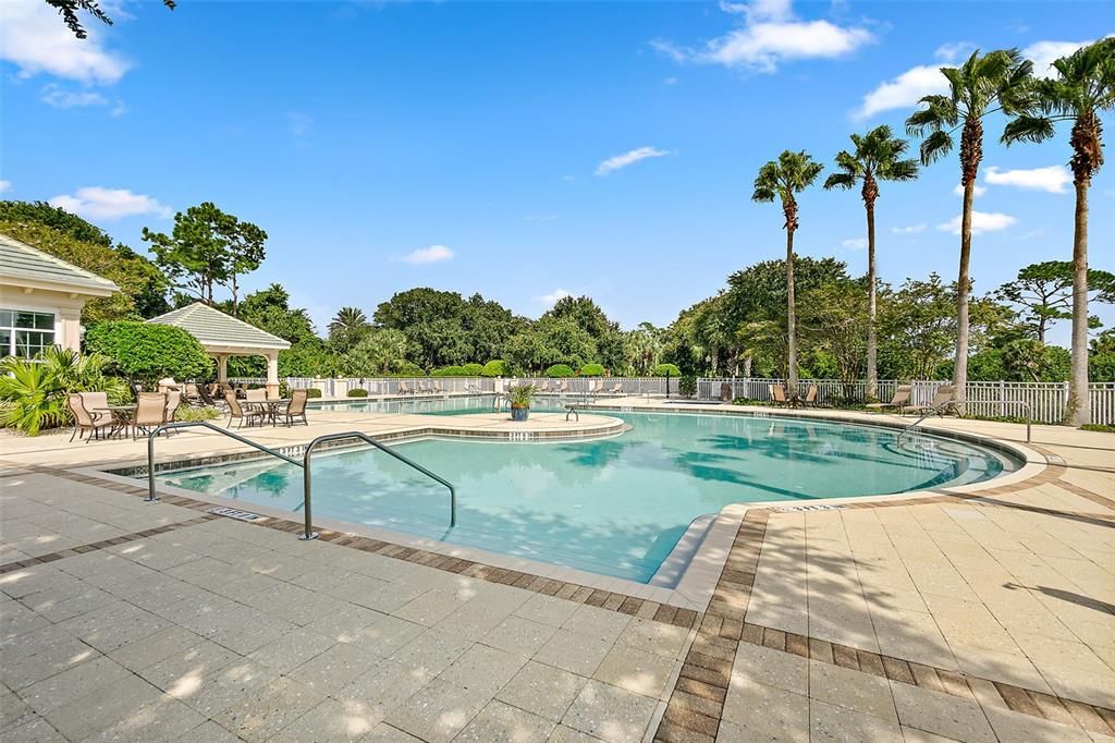 Active With Contract: $675,000 (3 beds, 3 baths, 2472 Square Feet)