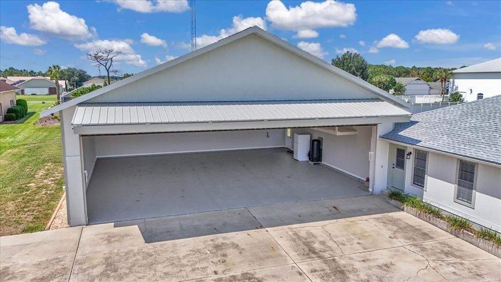 For Sale: $569,000 (2 beds, 2 baths, 1640 Square Feet)