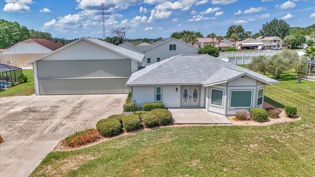 For Sale: $569,000 (2 beds, 2 baths, 1640 Square Feet)