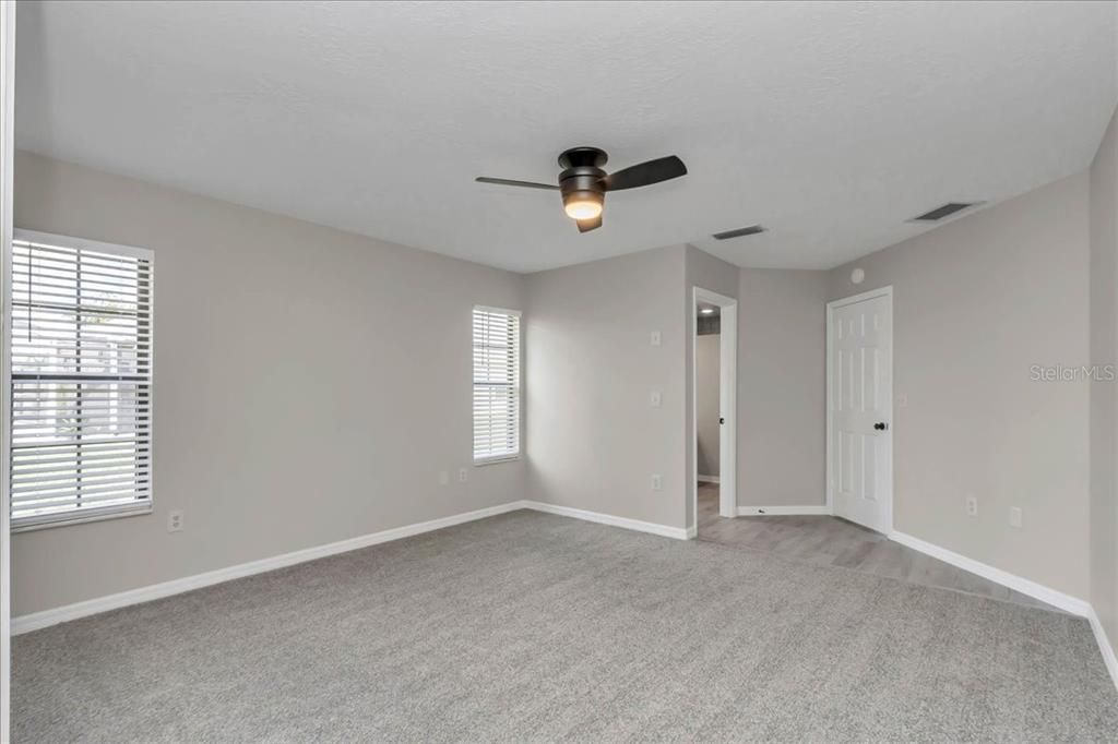 For Sale: $569,000 (2 beds, 2 baths, 1640 Square Feet)