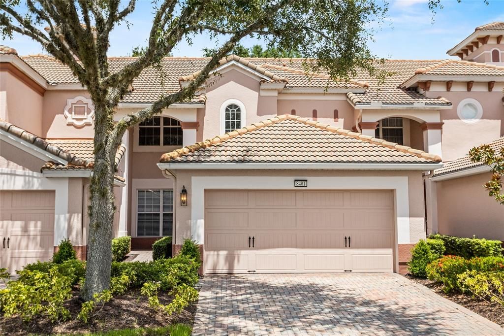 最近售出: $347,000 (3 贝兹, 2 浴室, 2059 平方英尺)