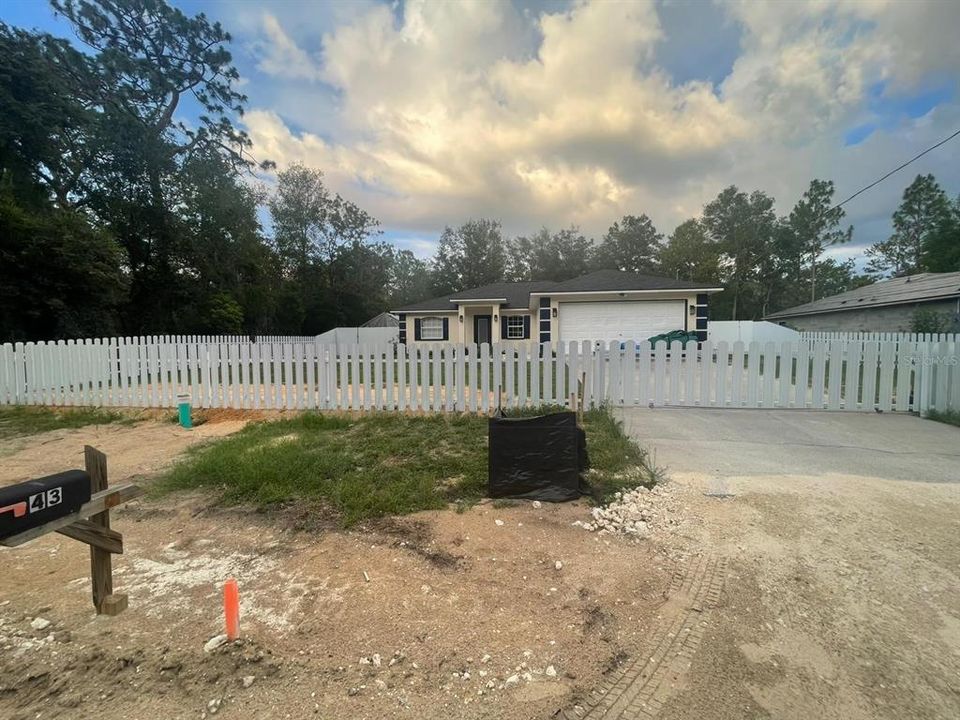 Vendido Recientemente: $225,000 (3 camas, 2 baños, 1624 Pies cuadrados)