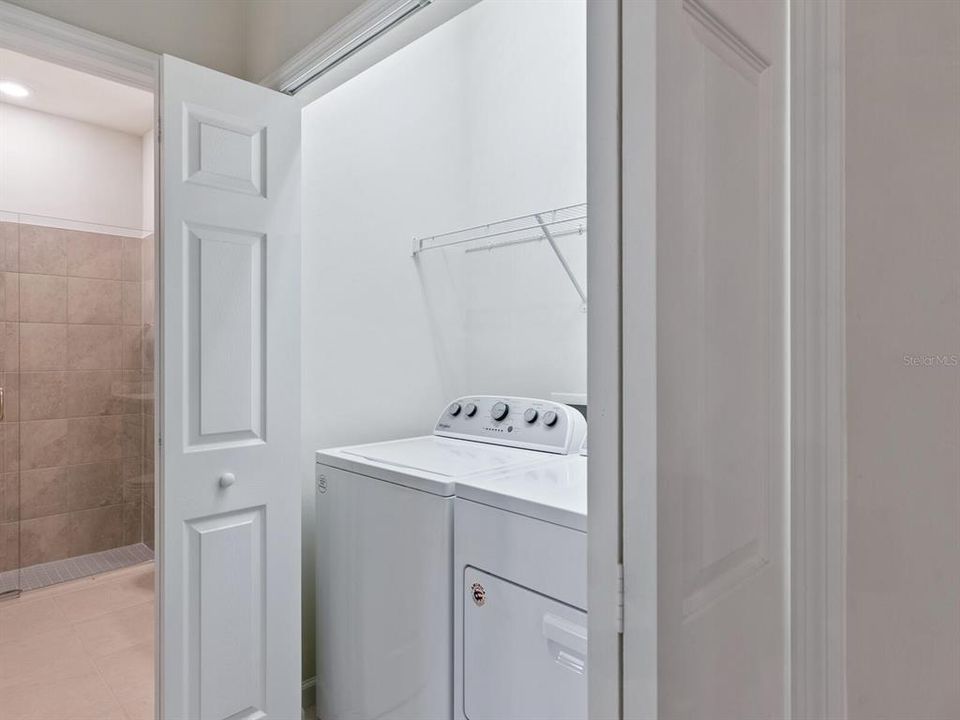 Active With Contract: $420,000 (2 beds, 2 baths, 1458 Square Feet)