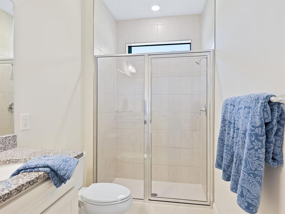 Active With Contract: $420,000 (2 beds, 2 baths, 1458 Square Feet)