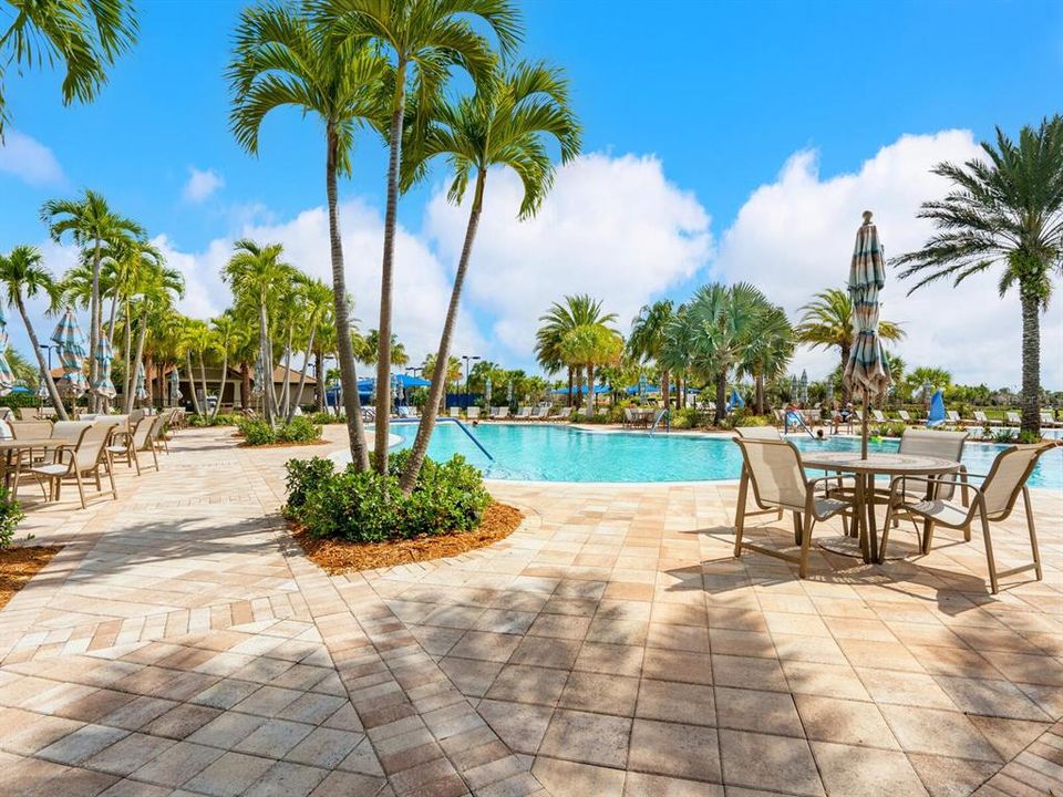 Active With Contract: $420,000 (2 beds, 2 baths, 1458 Square Feet)