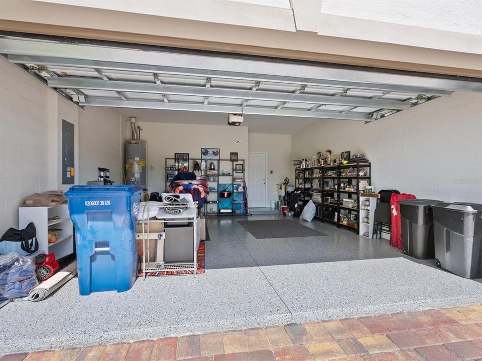 Active With Contract: $420,000 (2 beds, 2 baths, 1458 Square Feet)