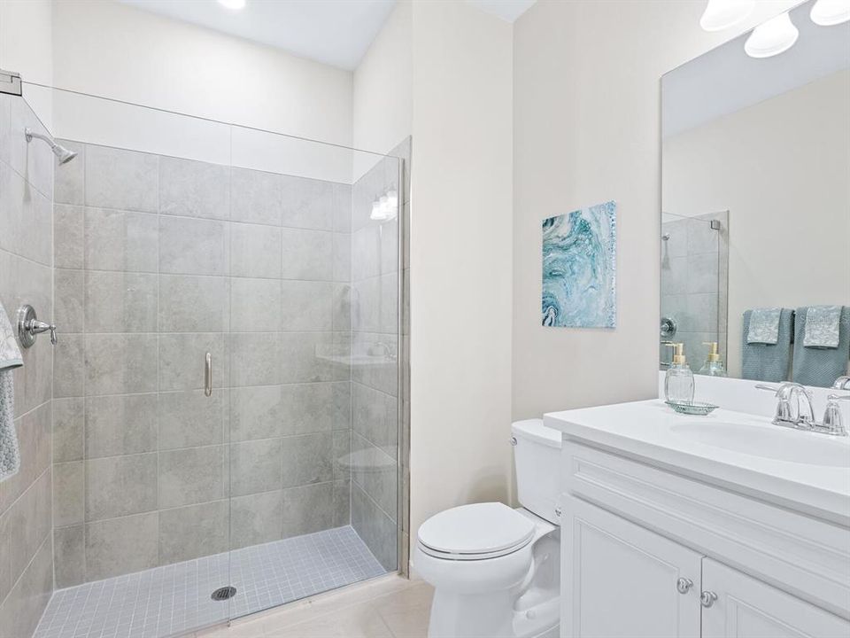 Active With Contract: $420,000 (2 beds, 2 baths, 1458 Square Feet)