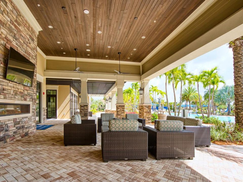 Active With Contract: $420,000 (2 beds, 2 baths, 1458 Square Feet)