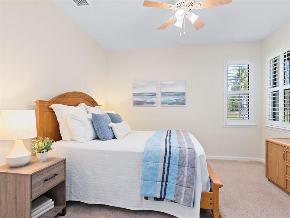 Active With Contract: $420,000 (2 beds, 2 baths, 1458 Square Feet)