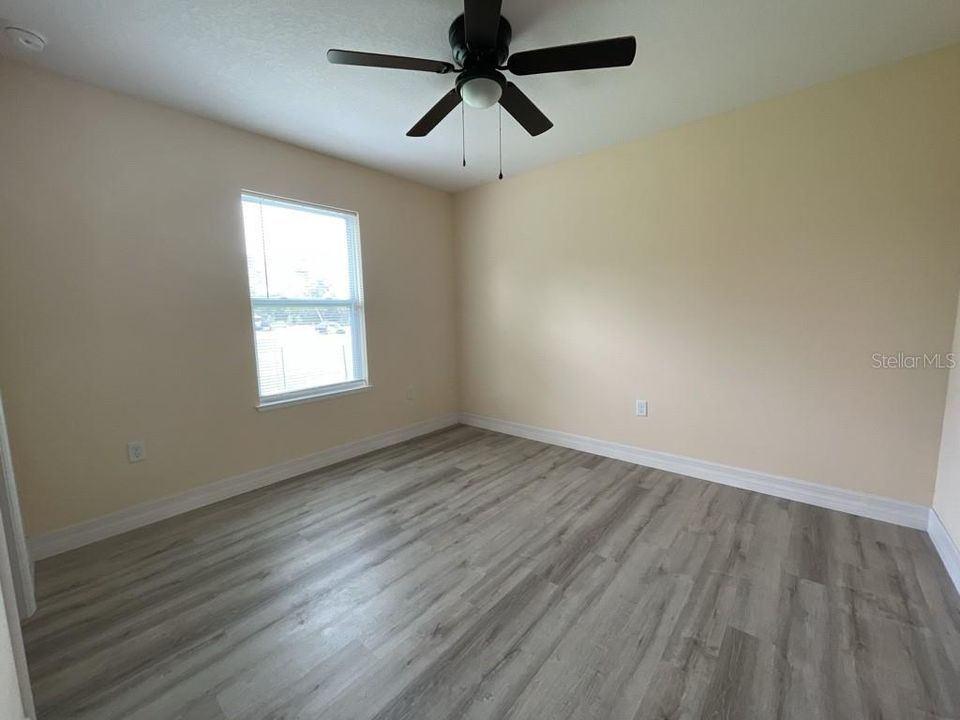 На продажу: $258,000 (3 спален, 2 ванн, 1128 Квадратных фут)