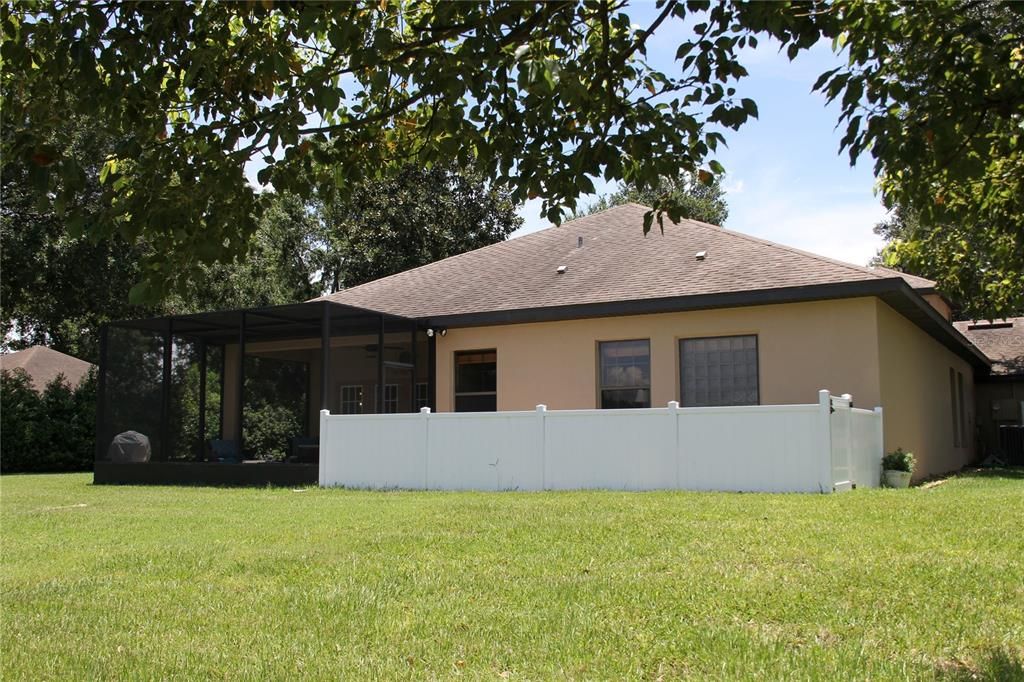 Active With Contract: $599,000 (4 beds, 2 baths, 2413 Square Feet)