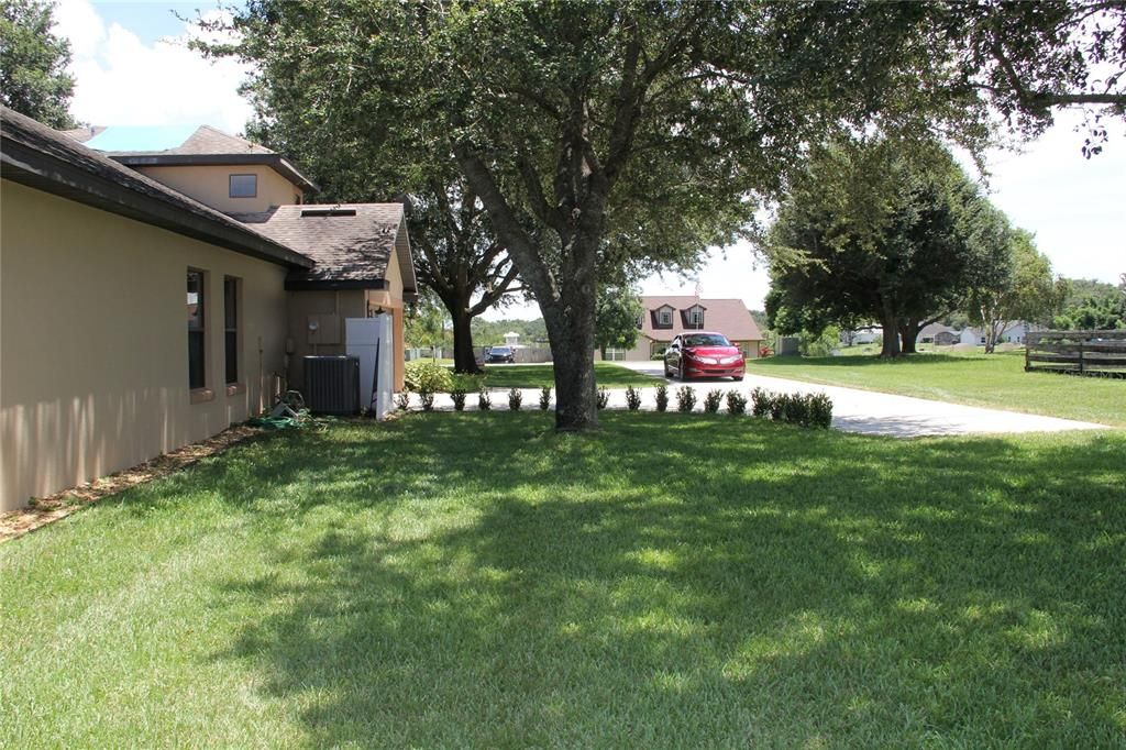 Active With Contract: $599,000 (4 beds, 2 baths, 2413 Square Feet)