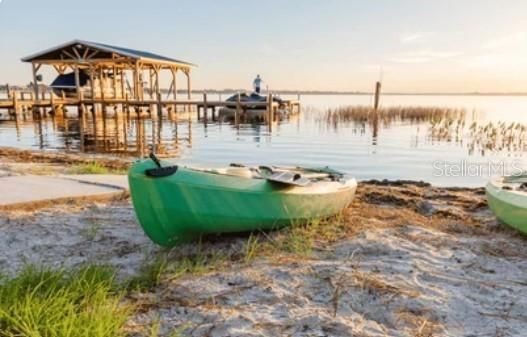 Active With Contract: $599,000 (4 beds, 2 baths, 2413 Square Feet)