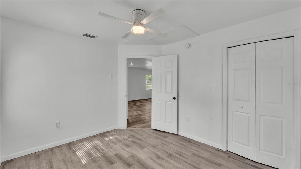 Active With Contract: $214,900 (3 beds, 1 baths, 1133 Square Feet)