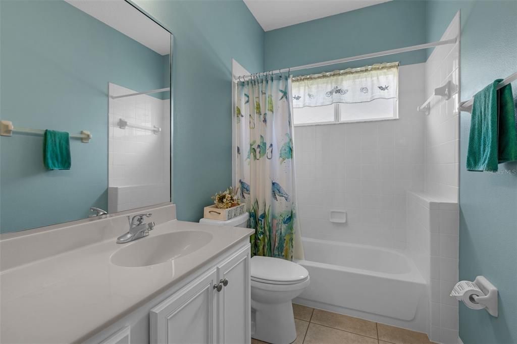 Под контрактом: $324,999 (3 спален, 2 ванн, 1882 Квадратных фут)