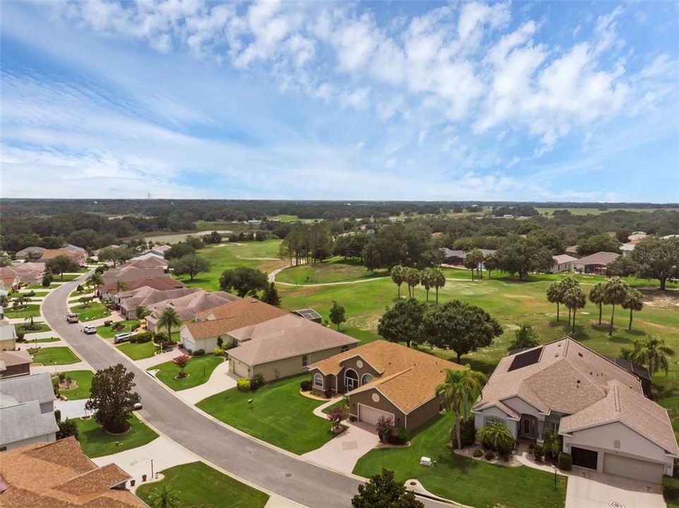 Под контрактом: $324,999 (3 спален, 2 ванн, 1882 Квадратных фут)