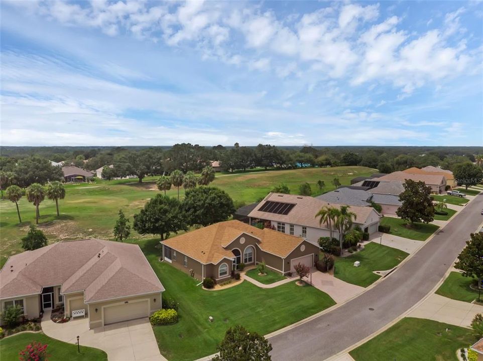 Под контрактом: $324,999 (3 спален, 2 ванн, 1882 Квадратных фут)