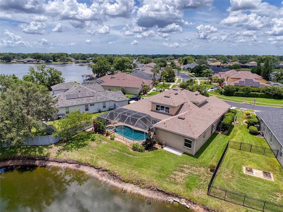 En Venta: $769,000 (4 camas, 4 baños, 4142 Pies cuadrados)