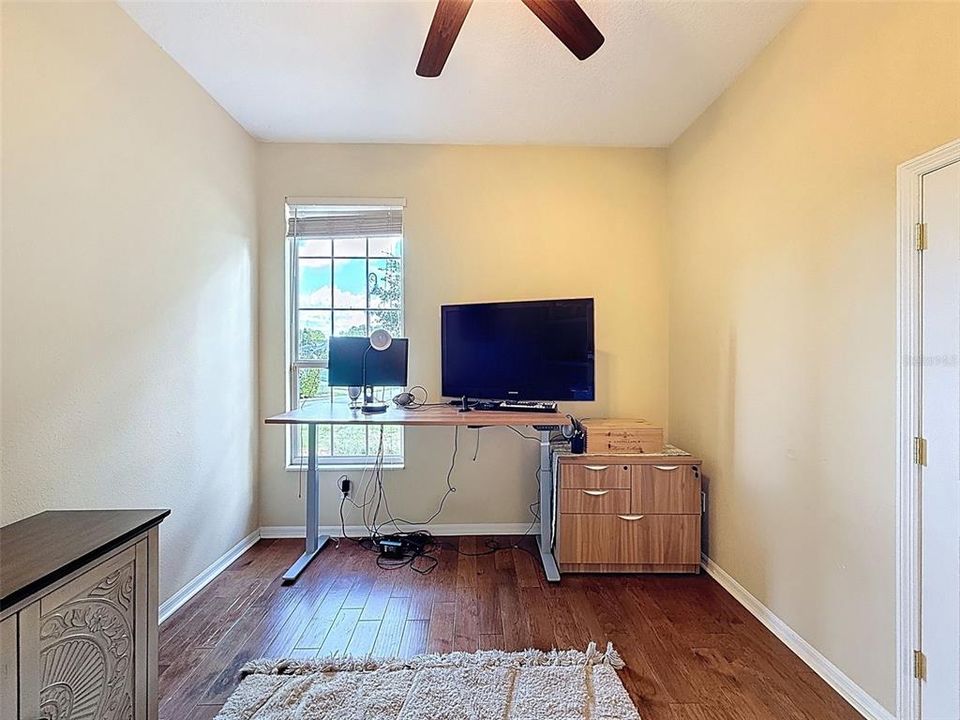 En Venta: $769,000 (4 camas, 4 baños, 4142 Pies cuadrados)