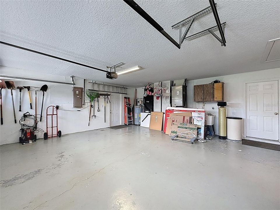 En Venta: $769,000 (4 camas, 4 baños, 4142 Pies cuadrados)