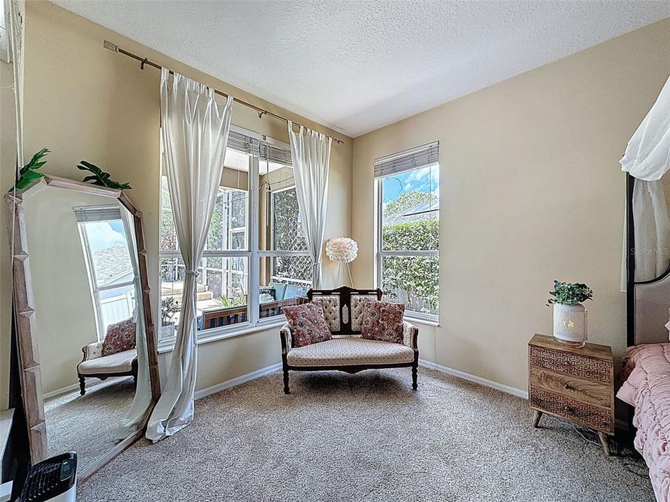 En Venta: $769,000 (4 camas, 4 baños, 4142 Pies cuadrados)