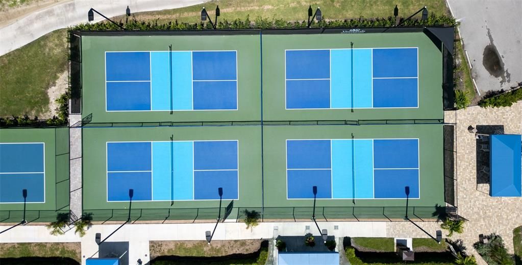 На продажу: $799,900 (3 спален, 3 ванн, 2494 Квадратных фут)