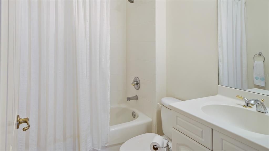 На продажу: $799,900 (3 спален, 3 ванн, 2494 Квадратных фут)