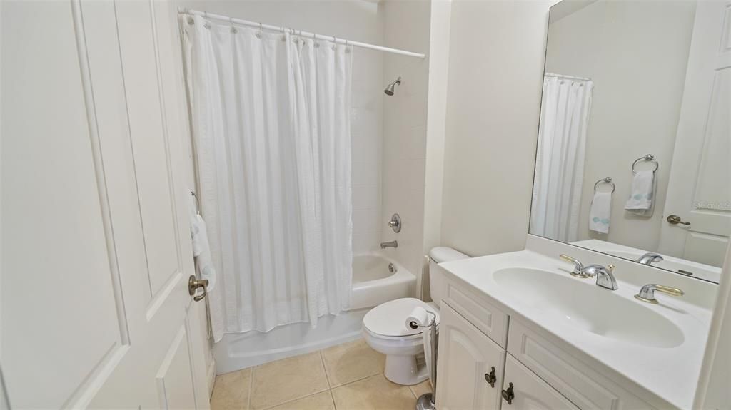 На продажу: $799,900 (3 спален, 3 ванн, 2494 Квадратных фут)