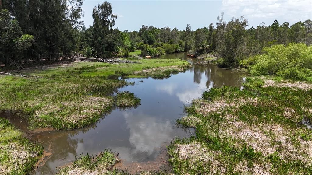 待售: $1,050,000 (32.81 acres)