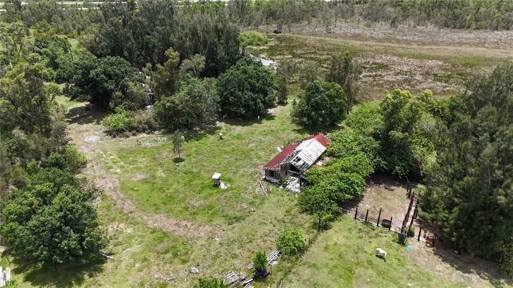 待售: $1,050,000 (32.81 acres)