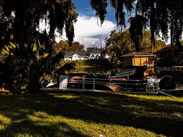 En Venta: $1,125,000 (4 camas, 3 baños, 2924 Pies cuadrados)