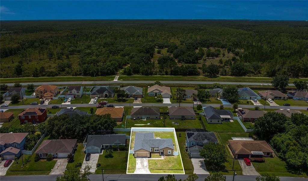 Под контрактом: $275,000 (4 спален, 2 ванн, 1744 Квадратных фут)