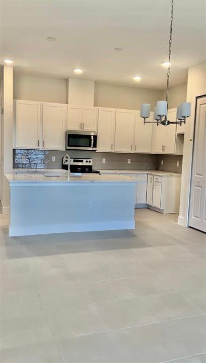 На продажу: $454,900 (3 спален, 2 ванн, 1877 Квадратных фут)