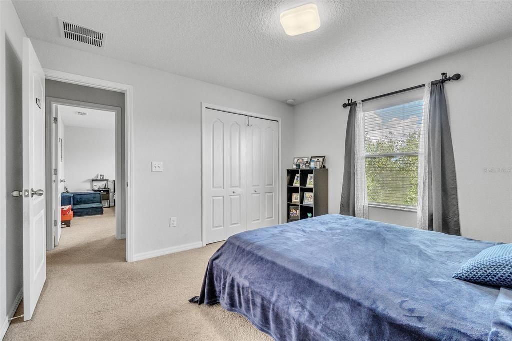 На продажу: $425,000 (4 спален, 2 ванн, 2445 Квадратных фут)