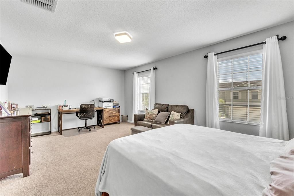 На продажу: $425,000 (4 спален, 2 ванн, 2445 Квадратных фут)