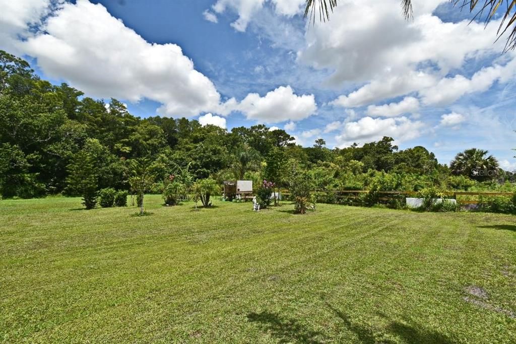 На продажу: $395,000 (3 спален, 1 ванн, 2000 Квадратных фут)