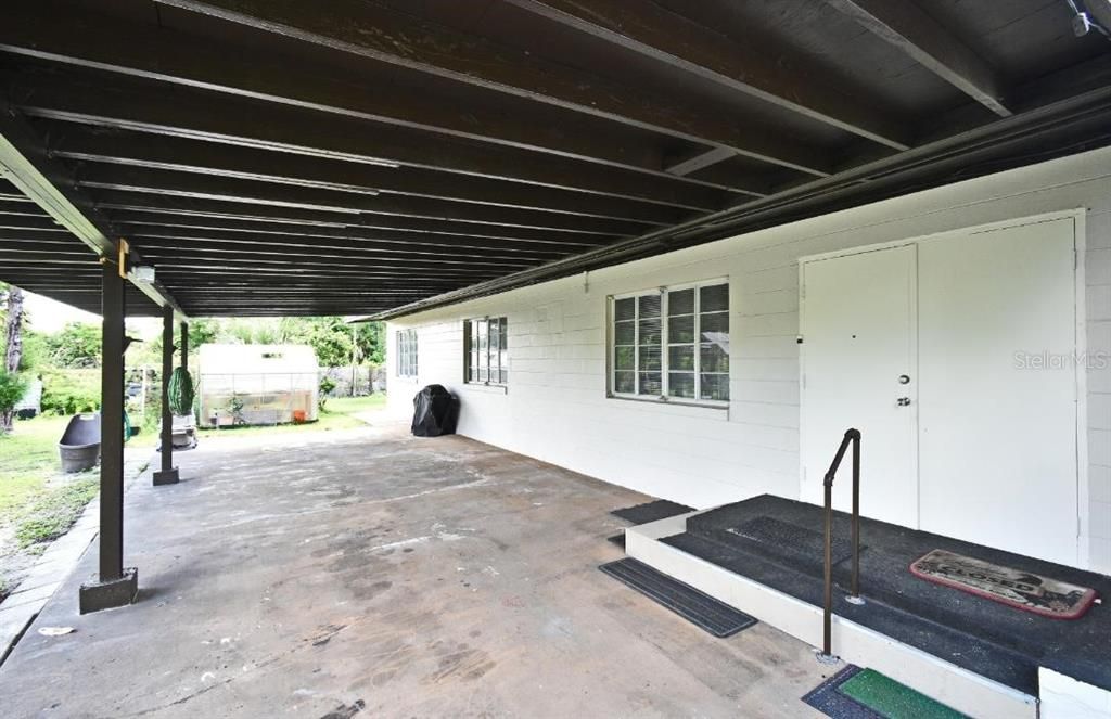 На продажу: $395,000 (3 спален, 1 ванн, 2000 Квадратных фут)